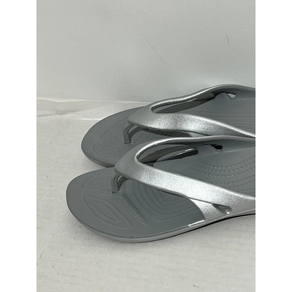 Crocs Kadee II‎ Flip Flops Womens 10 Silver Metallic Gray Sandals 202492-040
